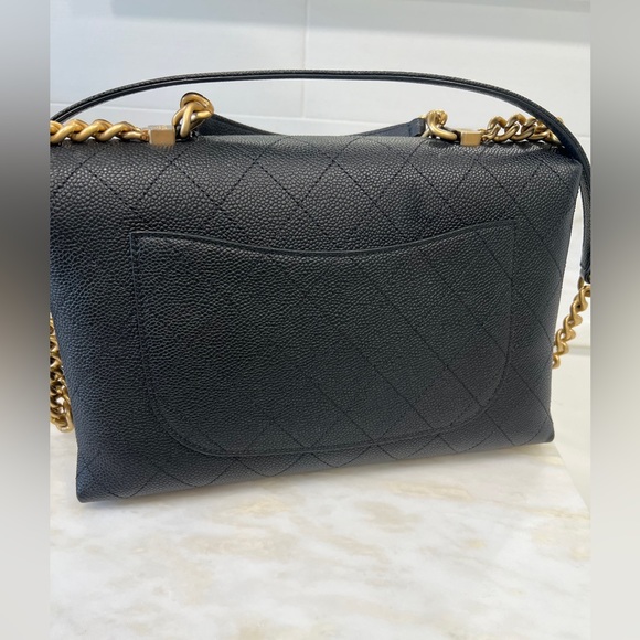 Chanel flap back bag - Picture 4 of 6